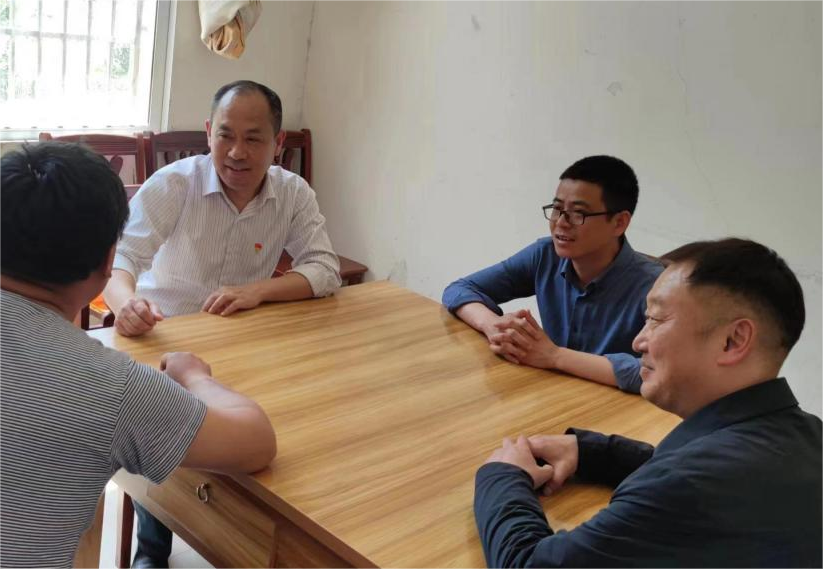 產(chǎn)業(yè)強(qiáng)基，民生為重，結(jié)對(duì)幫扶，攜手共富